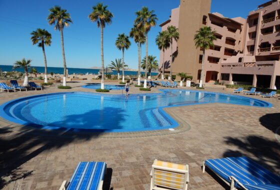 Pinacate resort pool view